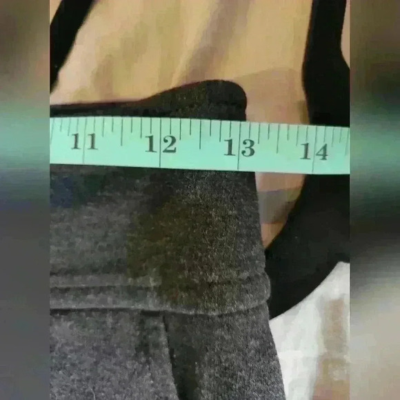 Banana Republic | Grey Jersey like Skirt with Buttons Down the Front, Size 0 - Picture 4 of 6